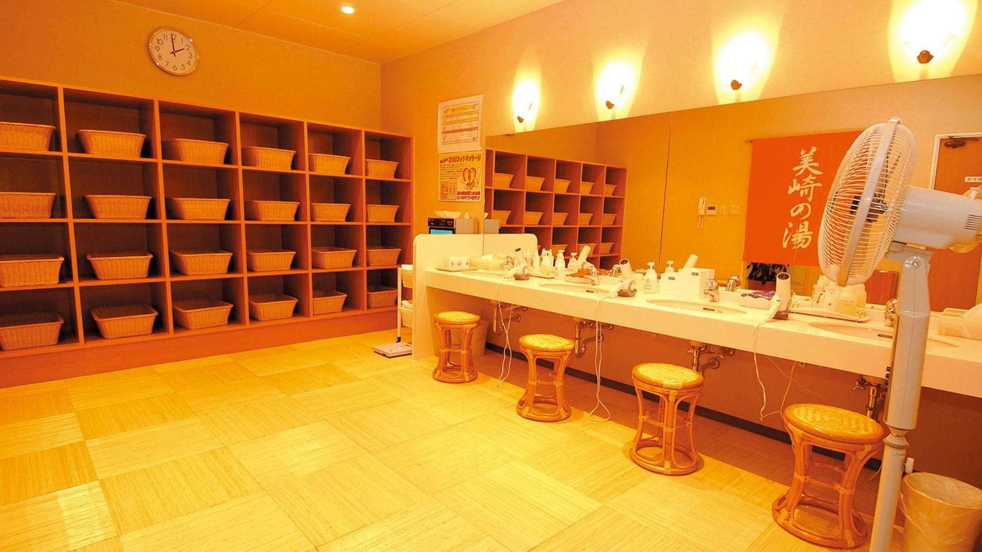 Hotel Miyahira Ishigaki  Экстерьер фото