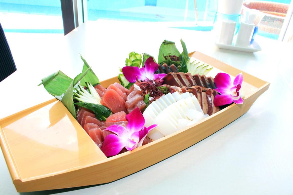 Hotel Miyahira Ishigaki  Экстерьер фото