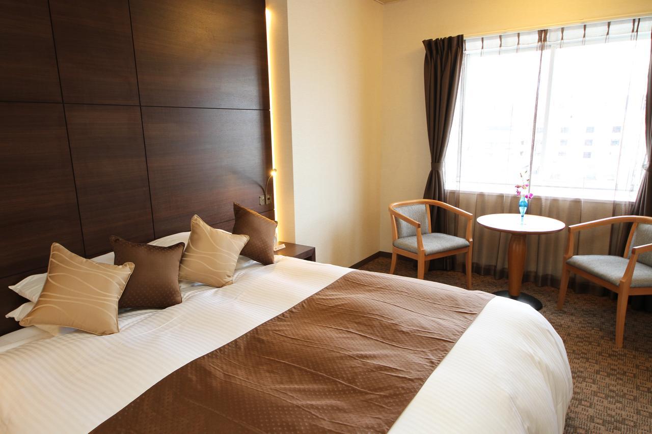 Hotel Miyahira Ishigaki  Экстерьер фото