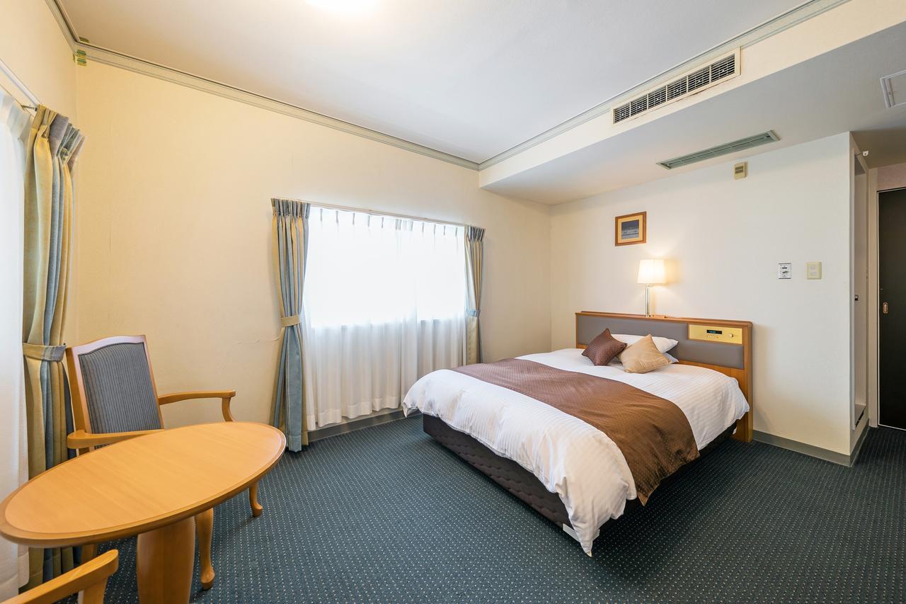 Hotel Miyahira Ishigaki  Экстерьер фото